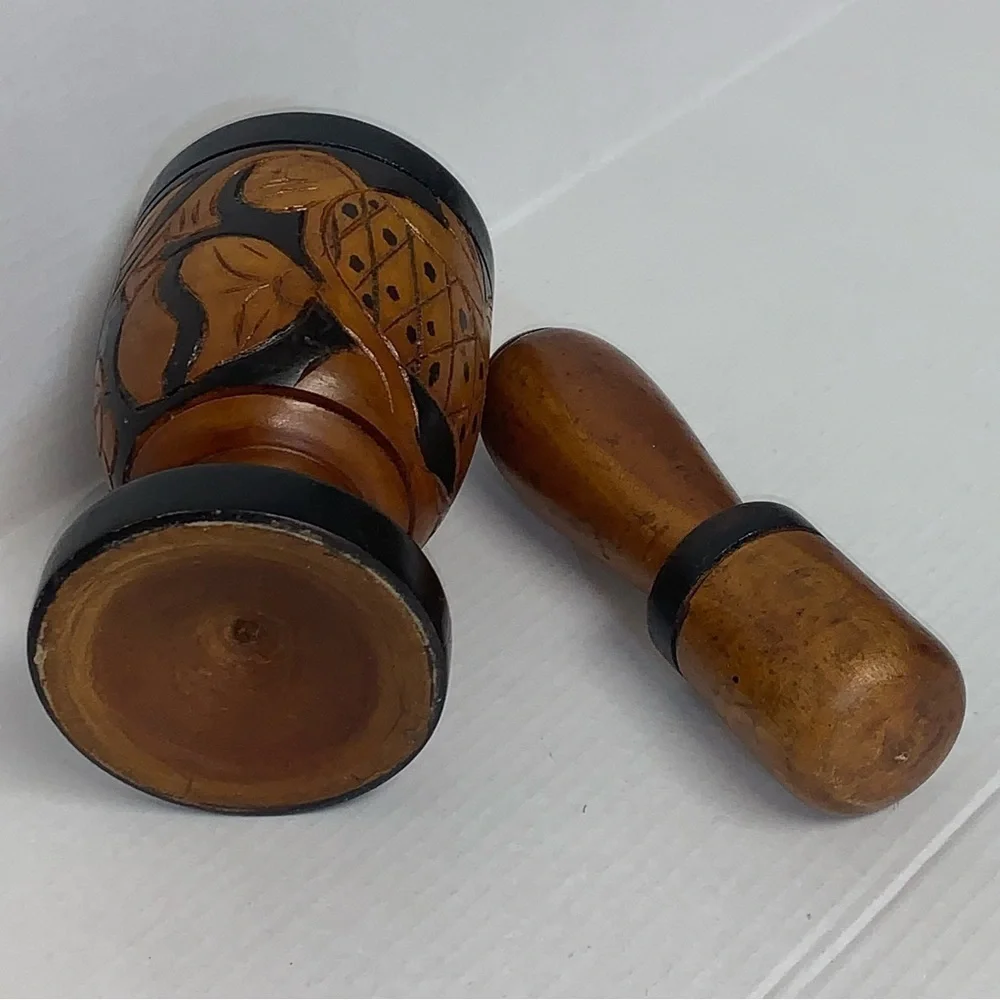 Hand Carved Pineapple Mortar and Pestle 6.5